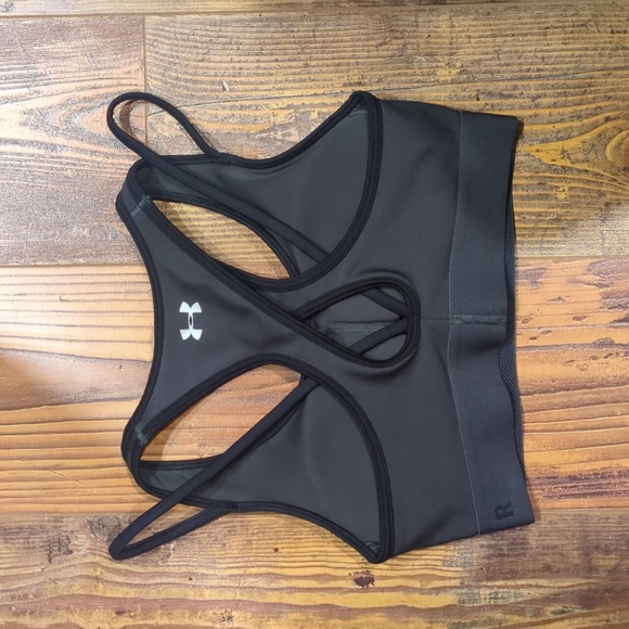 Under Armour Sports Bra - Picture 2 of 2